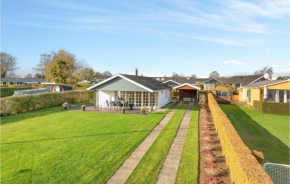 Awesome Home In Hejls With House Sea View, Hejls
